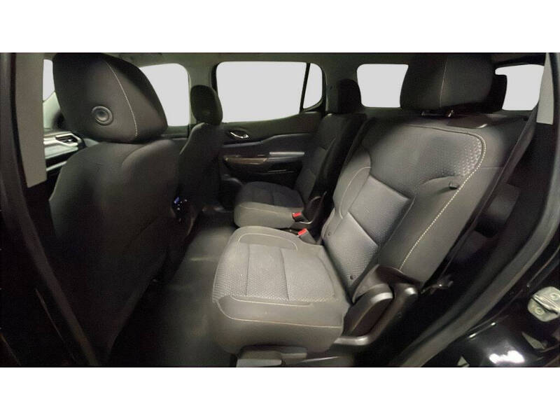 2022 GMC Acadia
