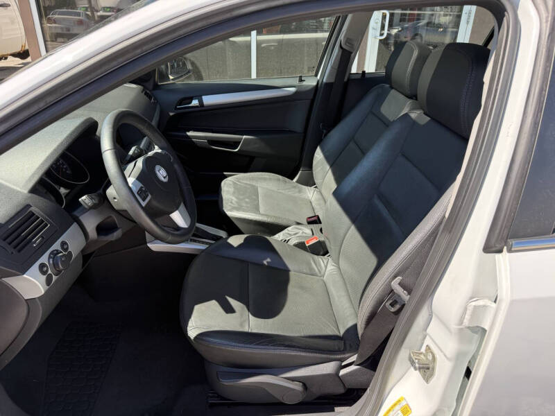 2008 Saturn Astra XR