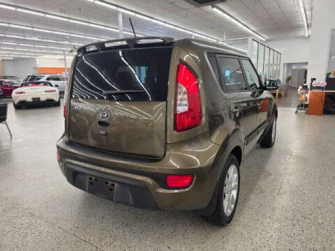 2012 Kia Soul +