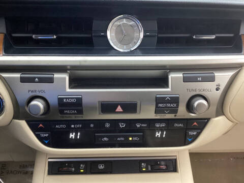 2013 Lexus ES 300h