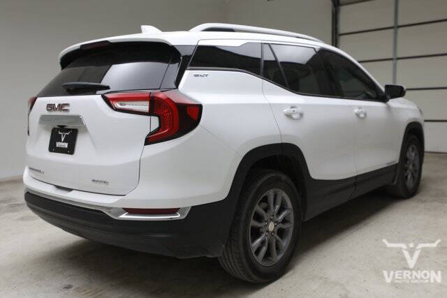2024 GMC Terrain SLT