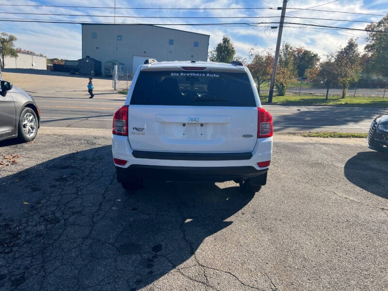2011 Jeep Compass Sport