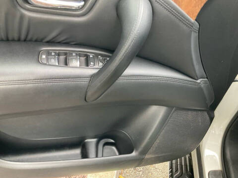 2022 Nissan Armada SL