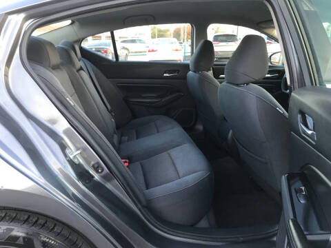 2021 Nissan Altima 2.5 SV