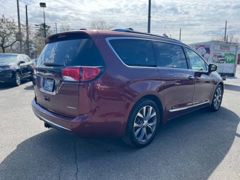 2018 Chrysler Pacifica Limited