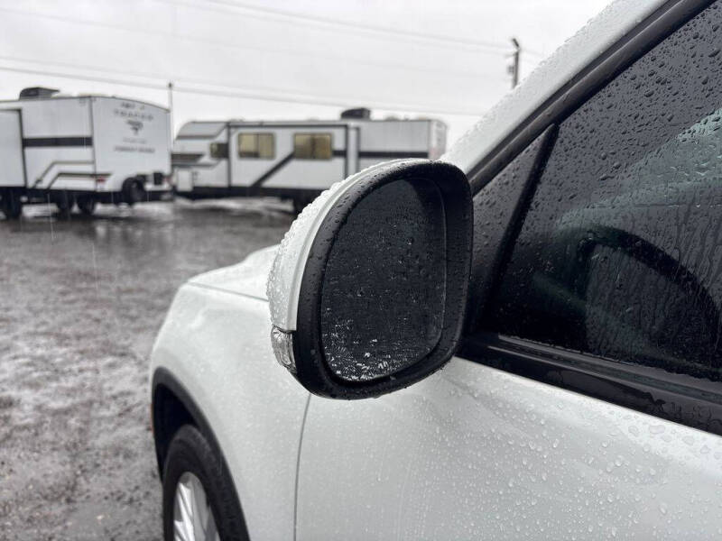 2018 Volkswagen Tiguan Limited 2.0T 4Motion