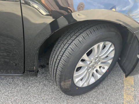 2016 Toyota Sienna XLE Premium 8-Passenger