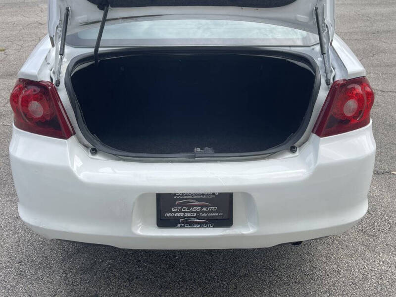 2013 Dodge Avenger SE