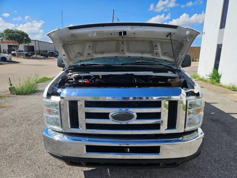 2014 Ford E-Series E-250