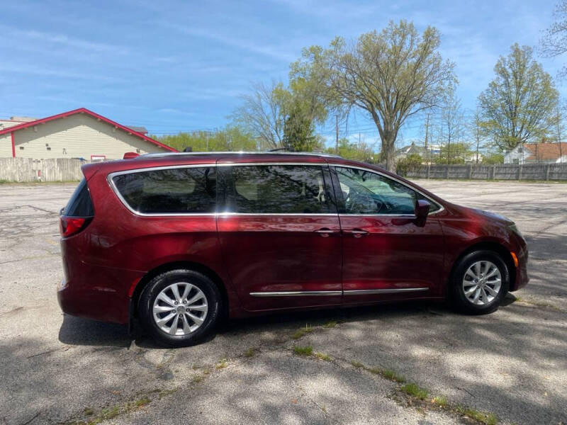 2018 Chrysler Pacifica Touring L Plus