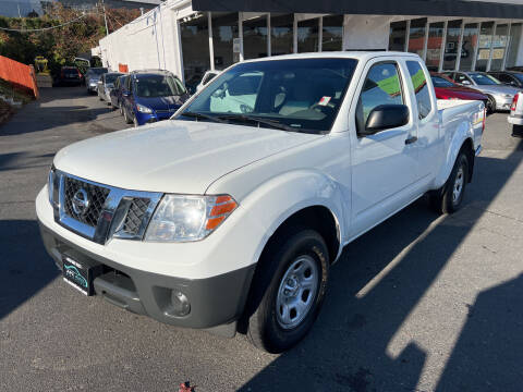 2013 Nissan Frontier for sale at APX Auto Brokers in Edmonds WA