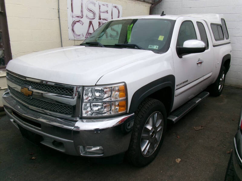 2013 Chevrolet Silverado 1500 for sale at Aspen Auto Sales in Wayne MI