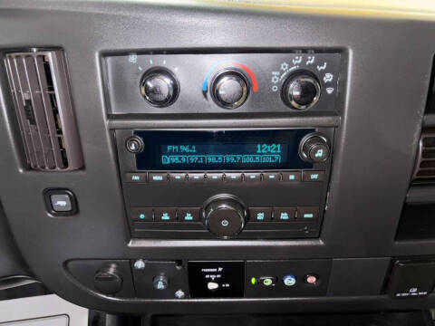 2017 Chevrolet Express 2500