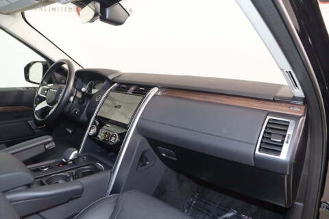 2023 Land Rover Discovery P300 S