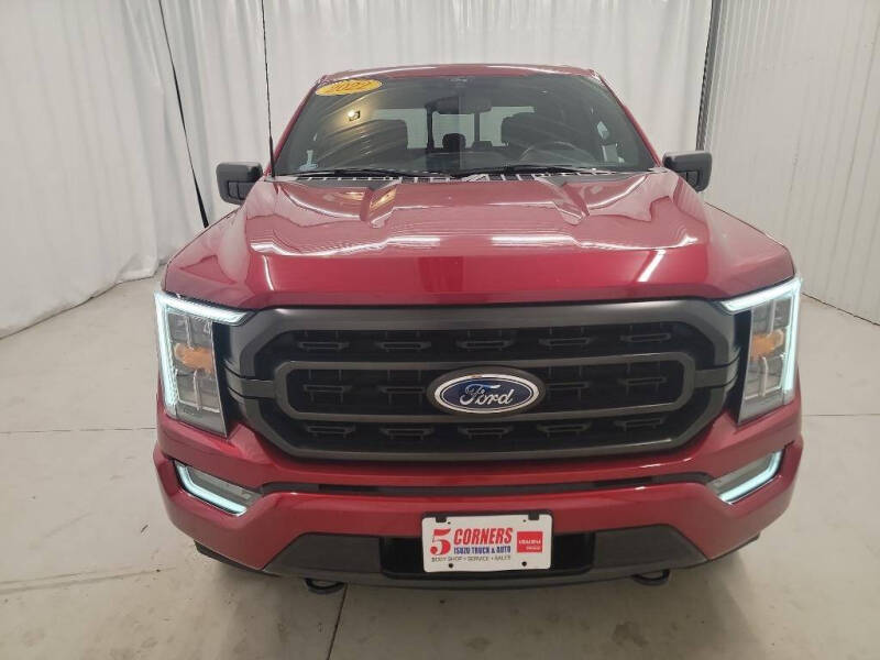 Used 2022 Ford F-150 XLT with VIN 1FTEW1EP4NKD40800 for sale in Cedarburg, WI