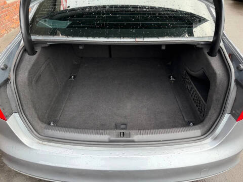 2015 Audi A4 2.0T quattro Premium Plus