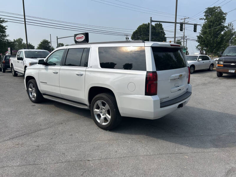 2016 Chevrolet Suburban LT