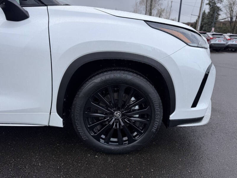 2026 Toyota Highlander XSE