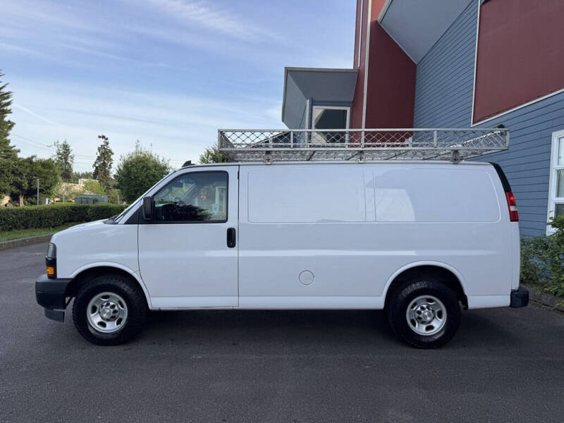 2018 Chevrolet Express 3500