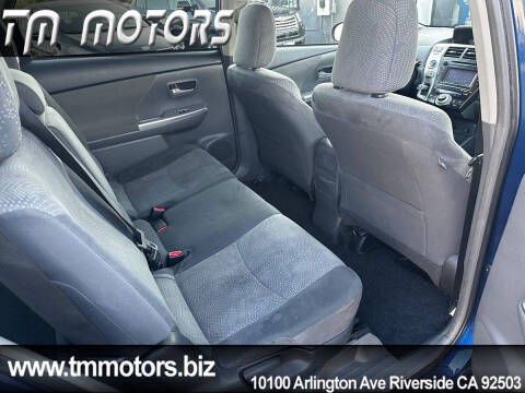 2013 Toyota Prius v Three