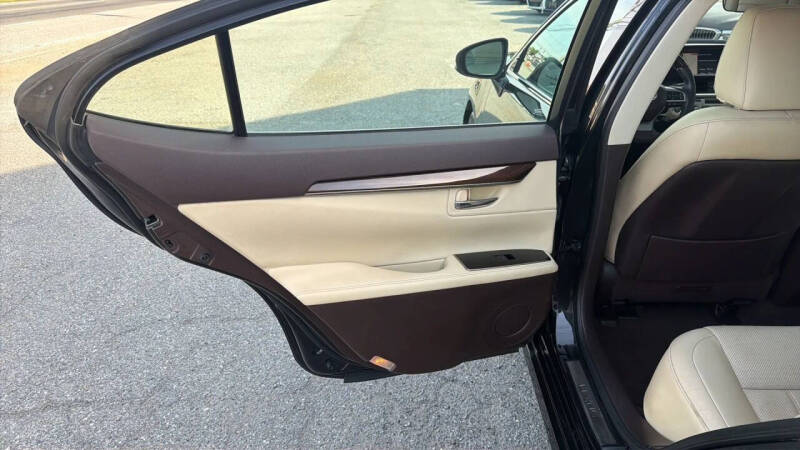 2017 Lexus ES 350