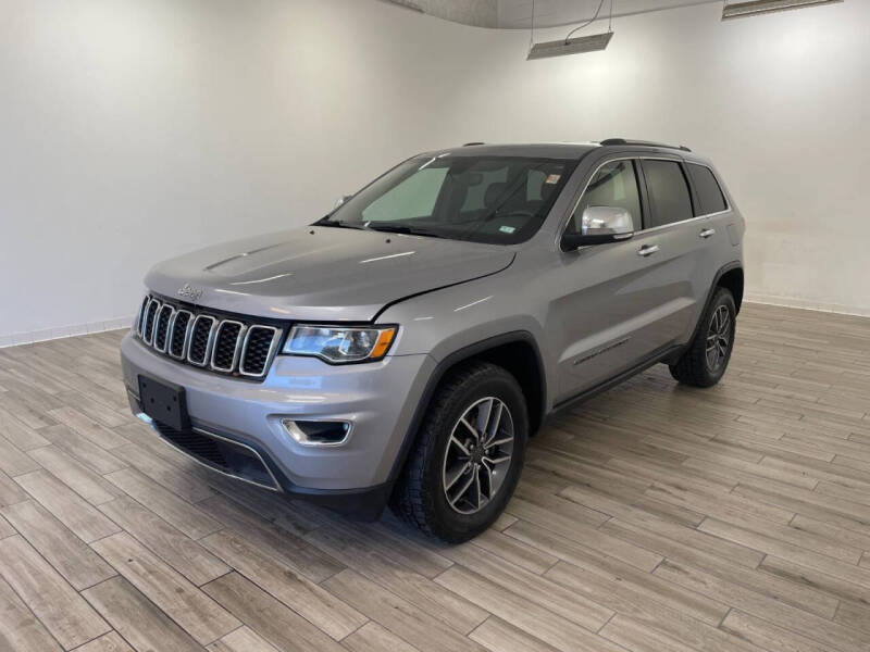 2019 Jeep Grand Cherokee for sale at TRAVERS GMT AUTO SALES - Autos para ti in Florissant MO