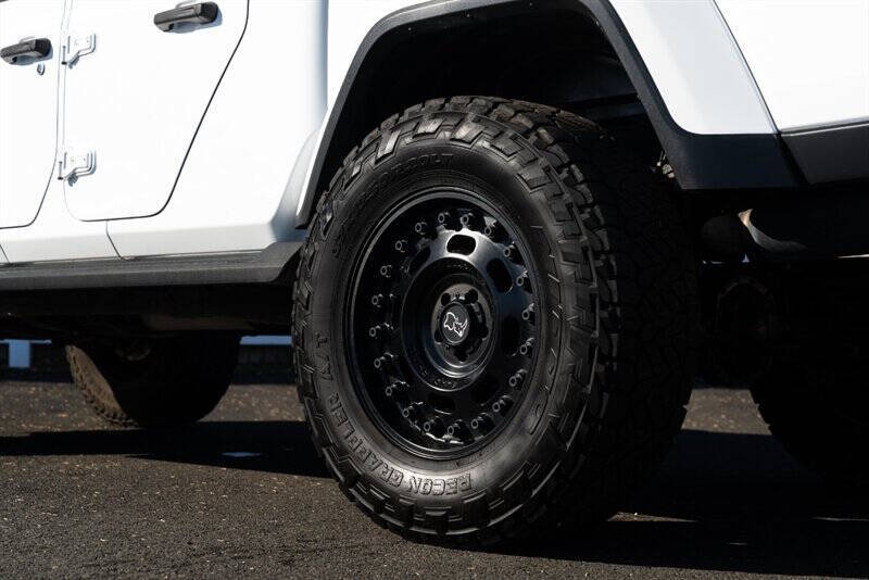 2020 Jeep Gladiator Overland