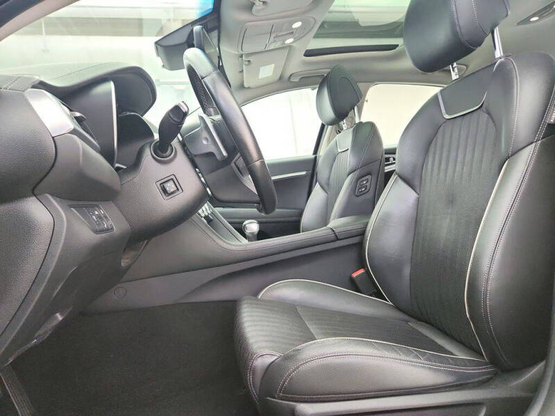 2020 Genesis G70