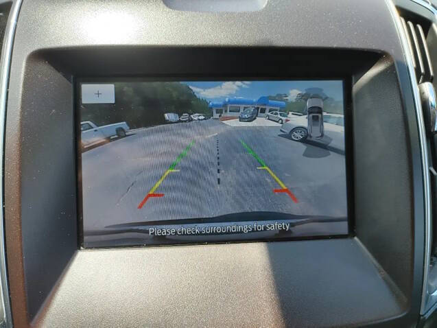 2020 Ford Edge Titanium