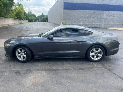 2017 Ford Mustang V6
