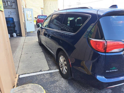 2018 Chrysler Pacifica Touring L Plus