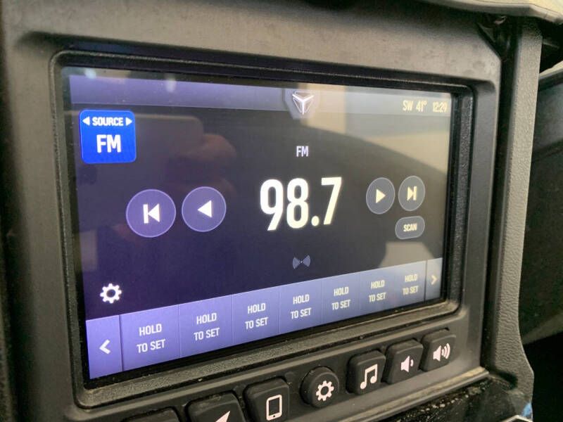 2023 Polaris Slingshot