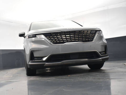 2023 Kia Carnival SX