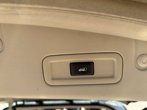 2011 Nissan Murano LE