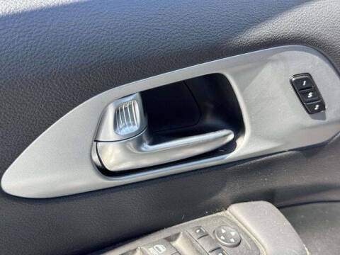 2024 Chrysler Pacifica Plug-In Hybrid Select