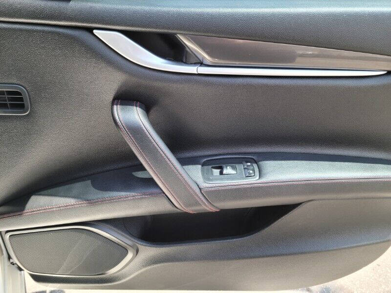 2016 Maserati Ghibli