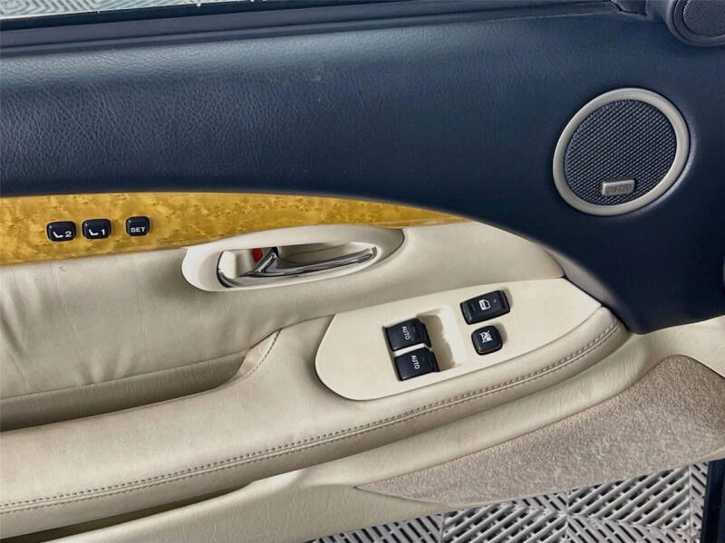 2002 Lexus SC 430