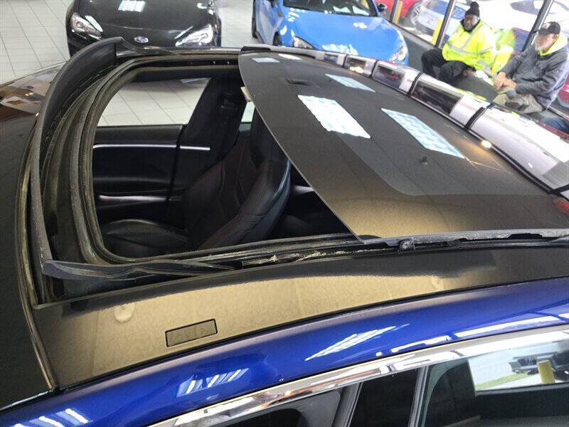 2015 Tesla Model S 70D