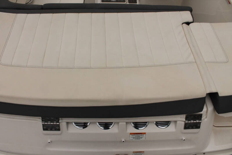 2018 Bayliner VR5 Bowrider