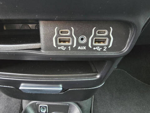 2024 Chrysler Pacifica Touring