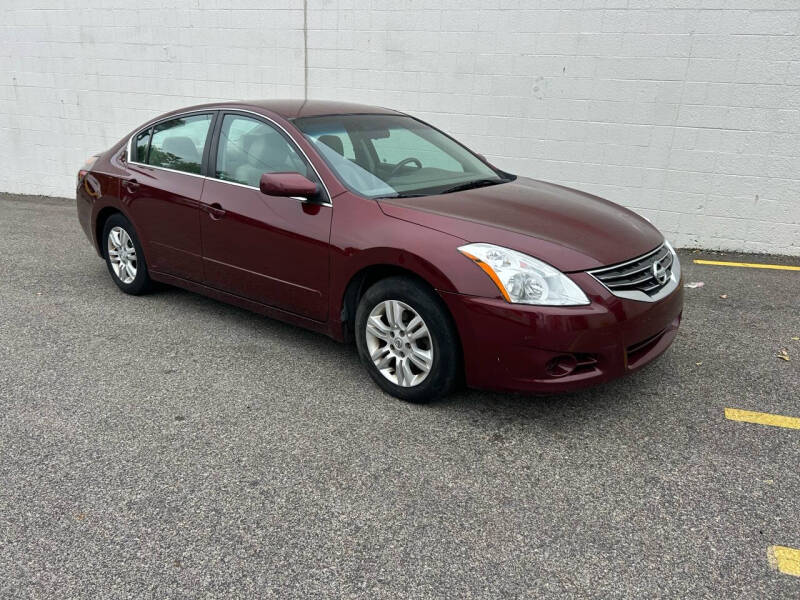 2011 Nissan Altima S photo 5