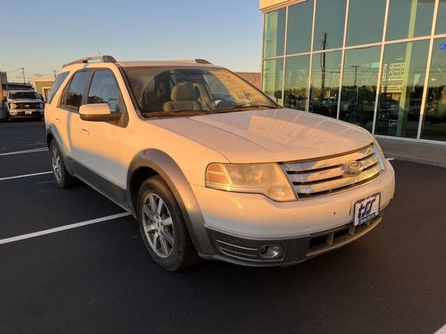 Used 2008 Ford Taurus X SEL with VIN 1FMDK05W48GA37916 for sale in Madras, OR