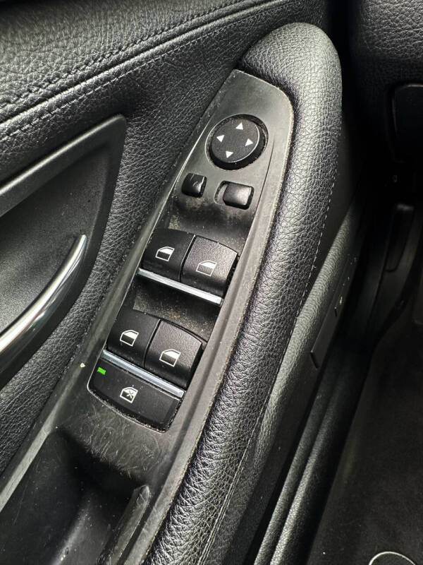 2016 BMW 5 Series 528i