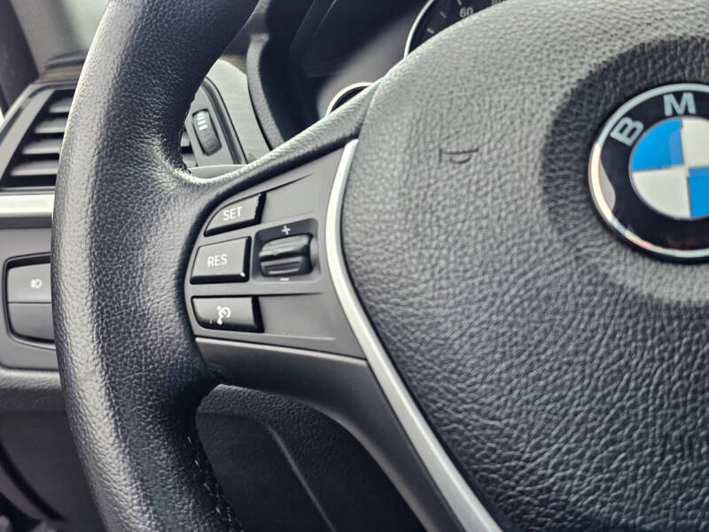 2012 BMW 3 Series 328i