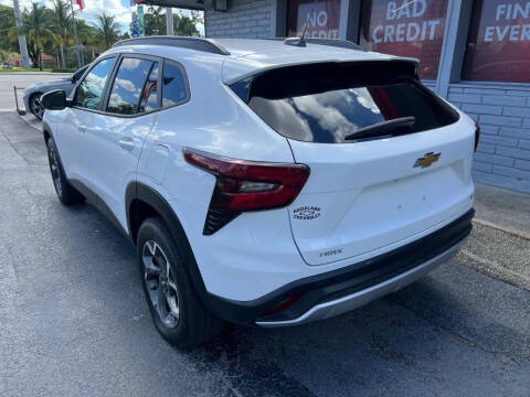 2024 Chevrolet Trax LT