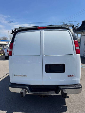 2017 GMC Savana 2500