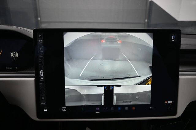 2022 Tesla Model S Plaid