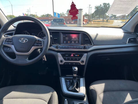 2018 Hyundai Elantra