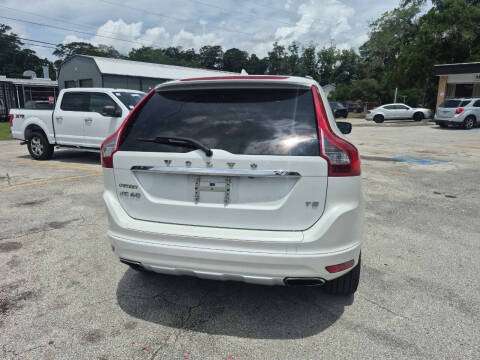 2015 Volvo XC60 T5 Drive-E Premier