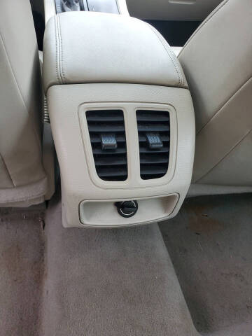 2011 Ford Taurus SEL